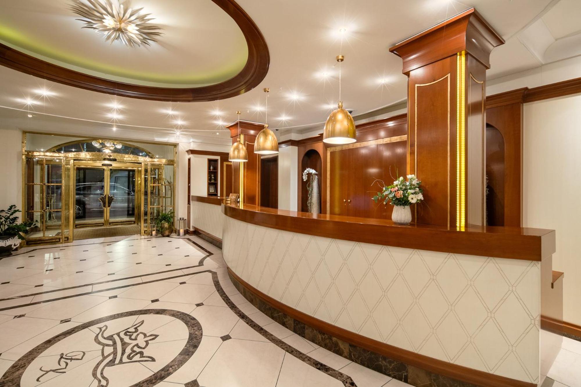 Hotel Dreifluessehof Passavia Esterno foto