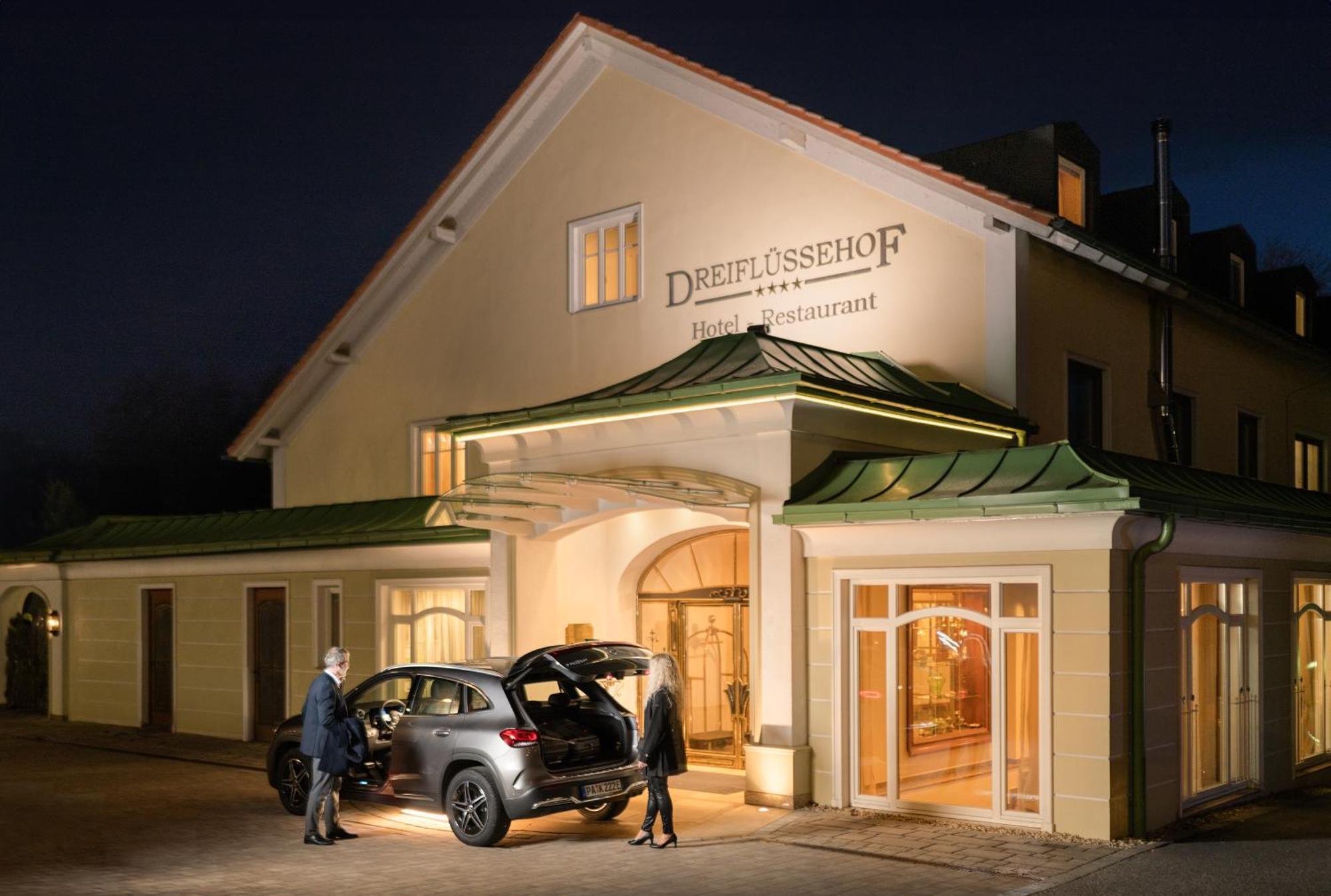 Hotel Dreifluessehof Passavia Esterno foto